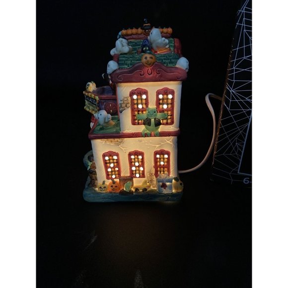 Halloween Harvest Spooky Lighted Porcelain House Haunted Theater - Picture 5 of 14
